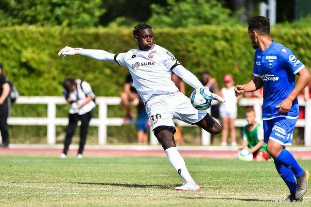 周日024法甲：欧塞尔VS蒙彼利埃，保级路上的关键对决